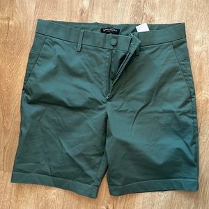 Green banana republic aiden shorts - Size 31